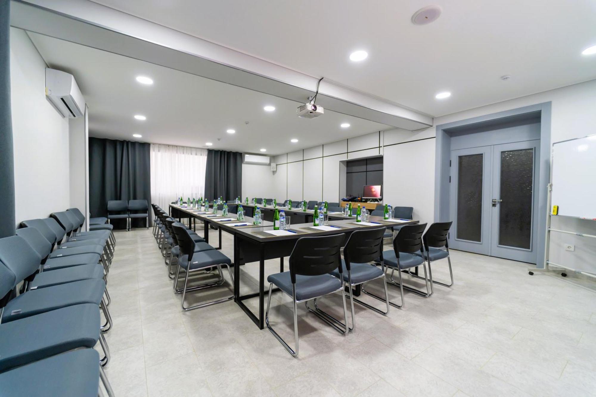 Nuovo Boutique Hotel Tashkent Ngoại thất bức ảnh