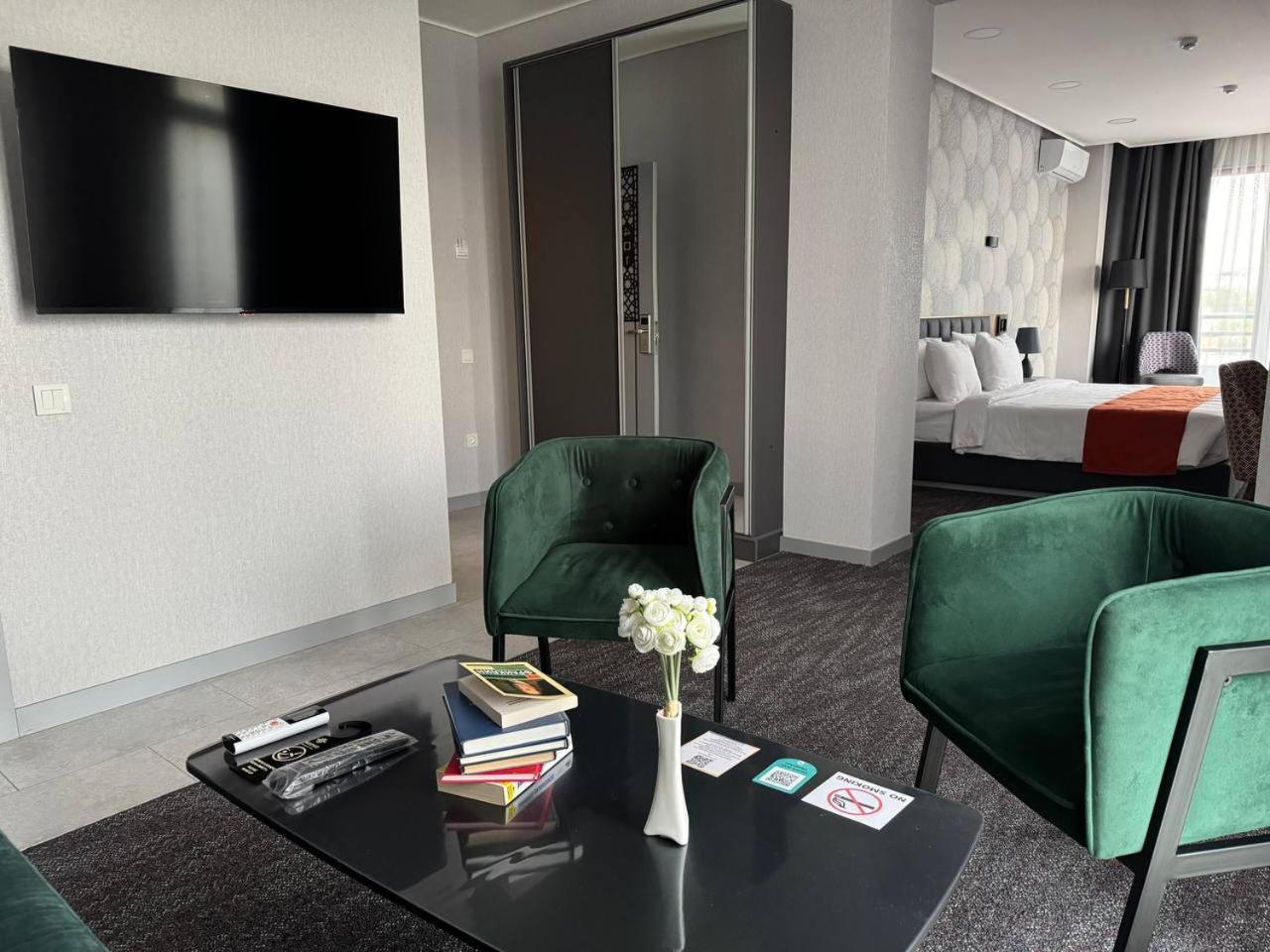 Nuovo Boutique Hotel Tashkent Ngoại thất bức ảnh